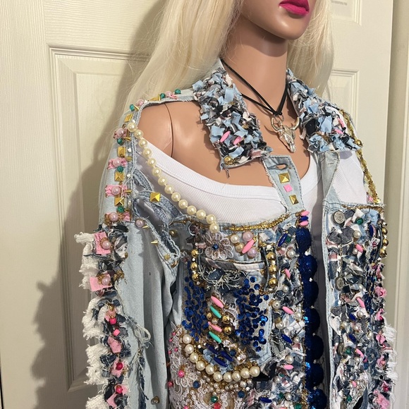 One of a kind jacket.Size Large
Brand new Jean jacket. - Picture 3 of 3